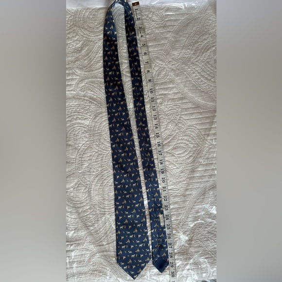 Hermes . Blue Tie with Donkey and Jockey Print. Made it France. 100% silk. - Picture 10 of 11